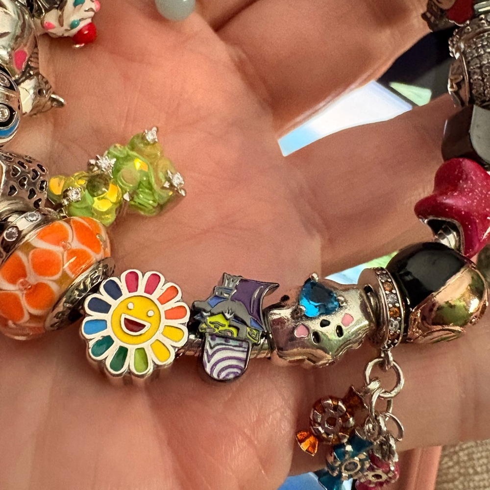 Linx bracelet with Power Puff Girl theme - Picture 4 of 5